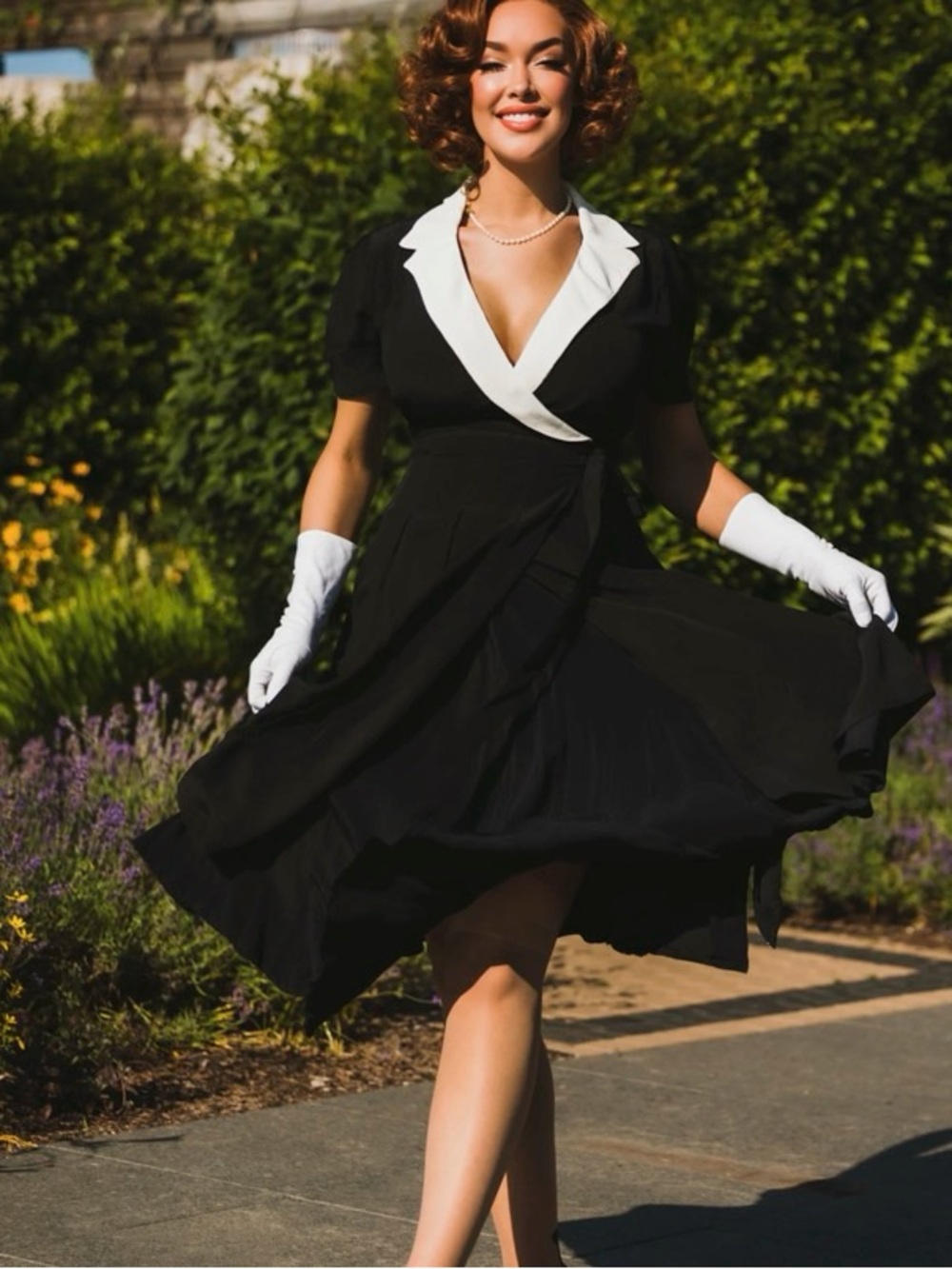 40s-Inspired Wrap Collared Wrap Dress